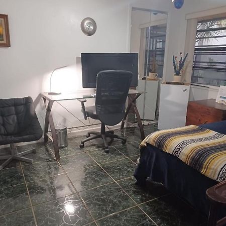 Snug Minimalist Full Bed Near Dolphin Mall/Fiu Miami Exterior foto